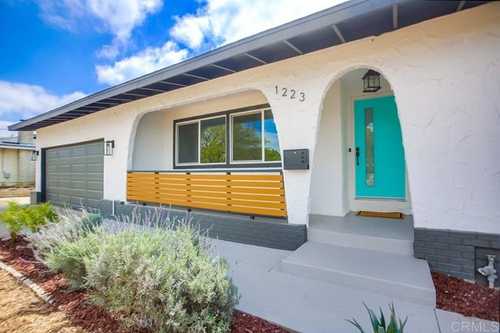 $880,000 - 4Br/2Ba -  for Sale in San Marcos