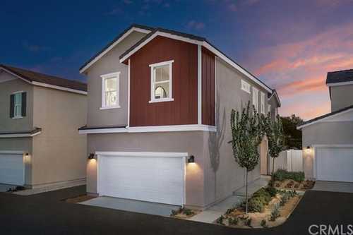 $699,990 - 3Br/3Ba -  for Sale in Park Circle, Valley Center