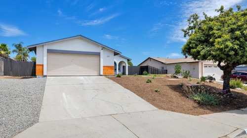 $899,000 - 5Br/2Ba -  for Sale in San Marcos