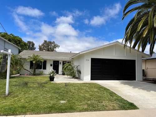 $1,100,000 - 3Br/2Ba -  for Sale in University City, San Diego