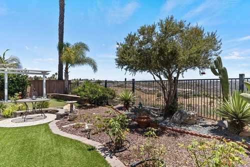 $1,700,000 - 4Br/3Ba -  for Sale in Pacific Ridge, San Diego
