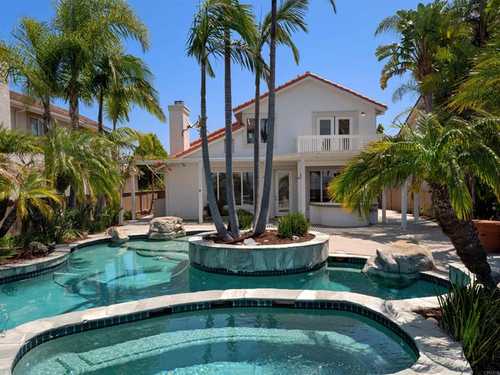 $1,599,995 - 4Br/3Ba -  for Sale in Pacific Ridge, San Diego