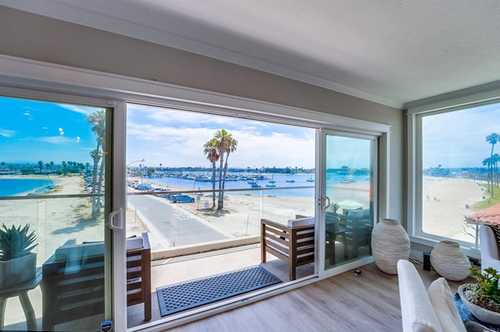 $1,664,000 - 2Br/2Ba -  for Sale in North Mission Beach, San Diego