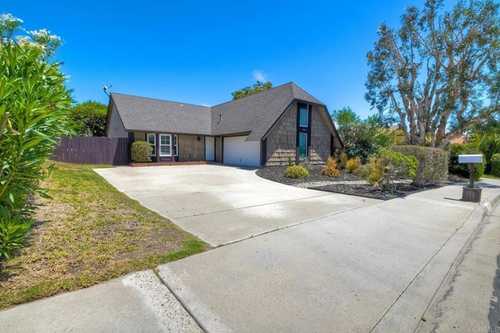 $1,275,000 - 3Br/2Ba -  for Sale in Seaport, Carlsbad
