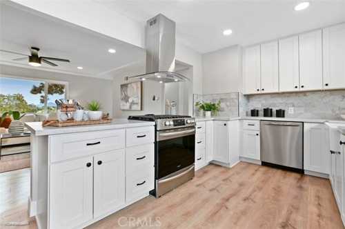 $789,900 - 4Br/3Ba -  for Sale in San Diego