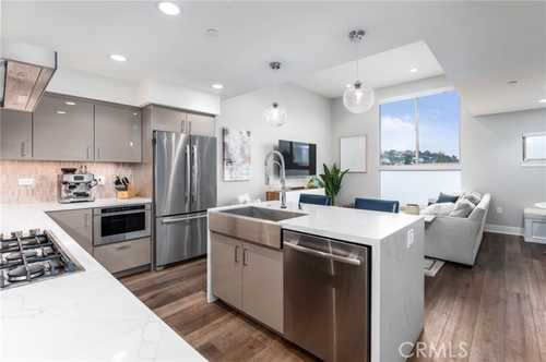 $1,349,000 - 2Br/3Ba -  for Sale in San Diego