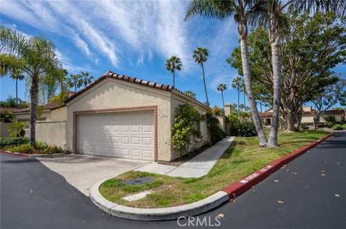 $900,000 - 3Br/2Ba -  for Sale in Carlsbad