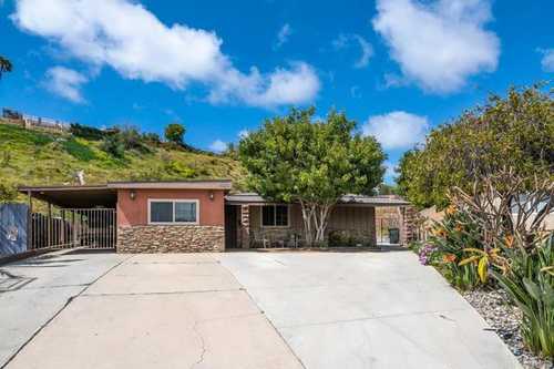 $785,000 - 5Br/4Ba -  for Sale in San Diego