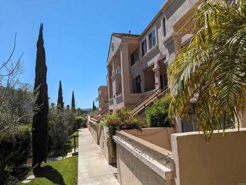$769,000 - 2Br/3Ba -  for Sale in San Diego