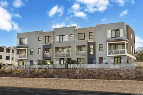 $1,282,329 - 4Br/4Ba -  for Sale in Carlsbad