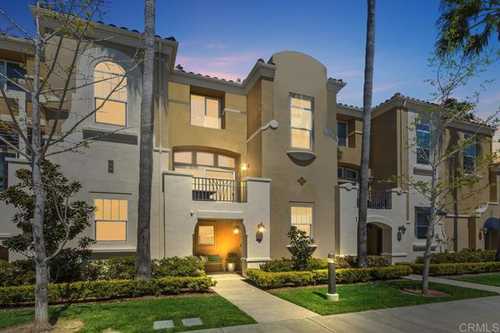 $1,150,000 - 2Br/3Ba -  for Sale in Liberty Station, San Diego
