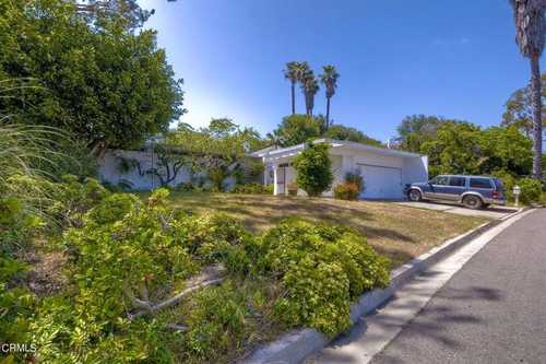$1,850,000 - 4Br/3Ba -  for Sale in Carlsbad