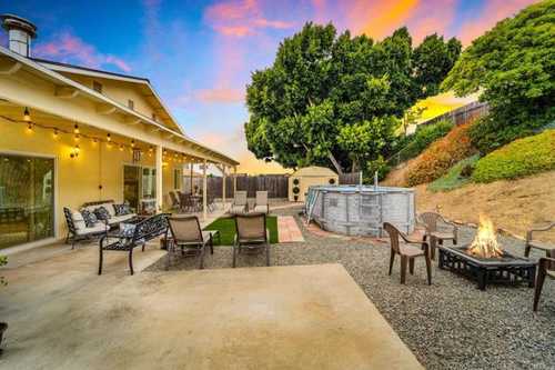 $840,000 - 3Br/3Ba -  for Sale in Slyline Hils, San Diego