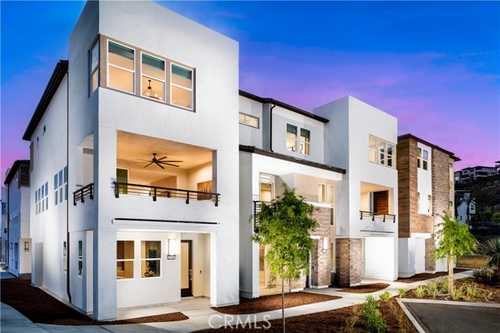 $1,737,000 - 4Br/4Ba -  for Sale in Civita, San Diego