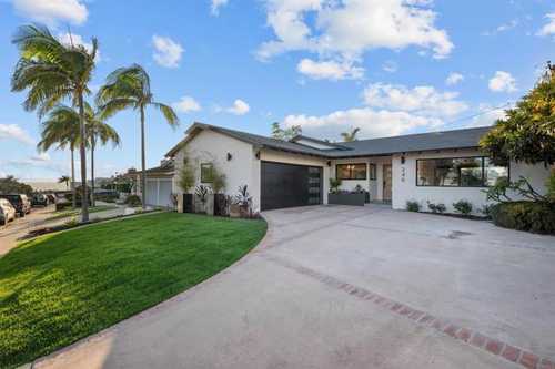 $3,695,000 - 3Br/2Ba -  for Sale in Birdrock, La Jolla