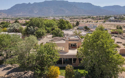 $950,000 - 4Br/3Ba -  for Sale in Albuquerque