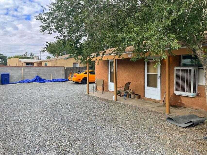 View Albuquerque, NM 87107 house