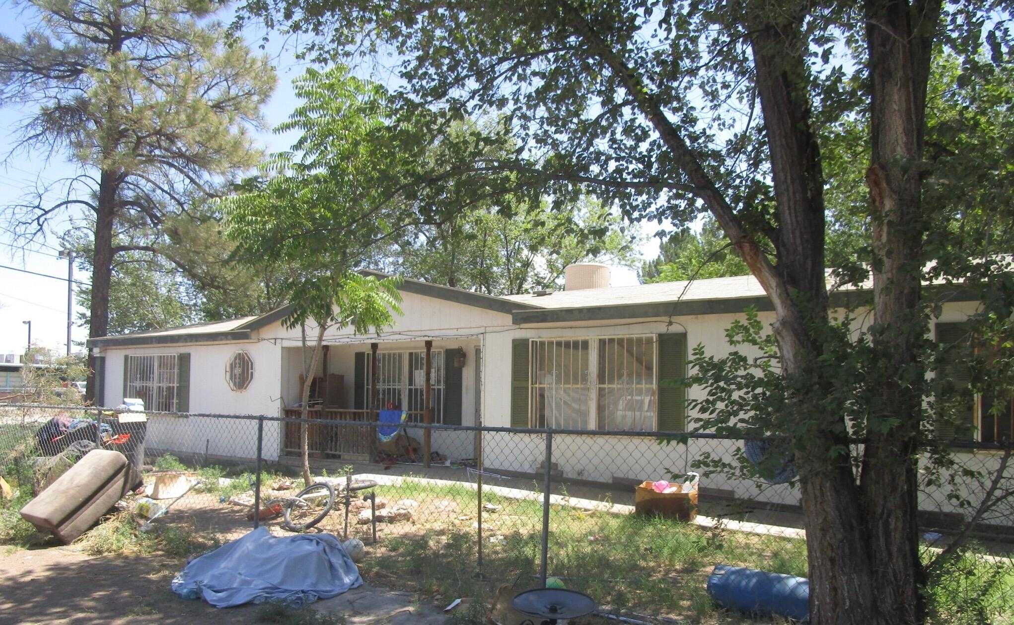 Photo 1 of 11 of 2326 Barcelona Road SW mobile home