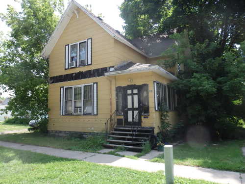 $49,000 - 4Br/2Ba -  for Sale in Manistee