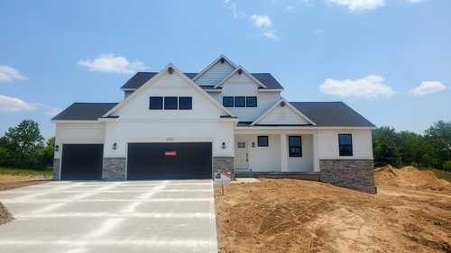 $699,900 - 4Br/3Ba -  for Sale in Thornapple Mill, Caledonia