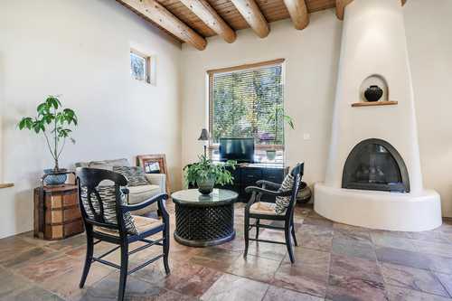 $640,000 - 3Br/2Ba -  for Sale in None, Taos