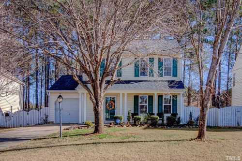 $359,000 - 3Br/3Ba -  for Sale in Sunset Hills, Apex