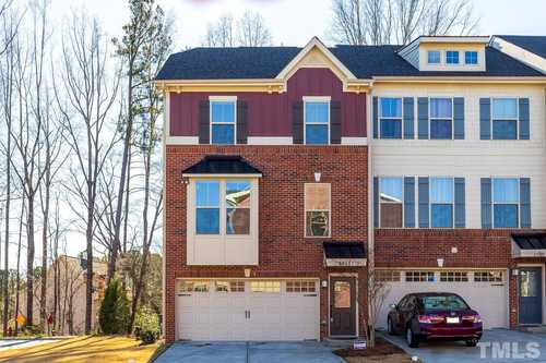 $475,000 - 4Br/4Ba -  for Sale in Hempstead At Beaver Creek, Apex