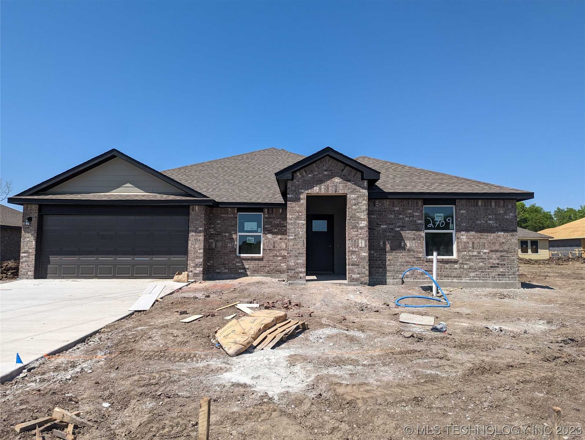 View Claremore, OK 74017 house